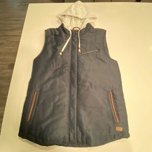 Outpost Zip-up Hooded Vest